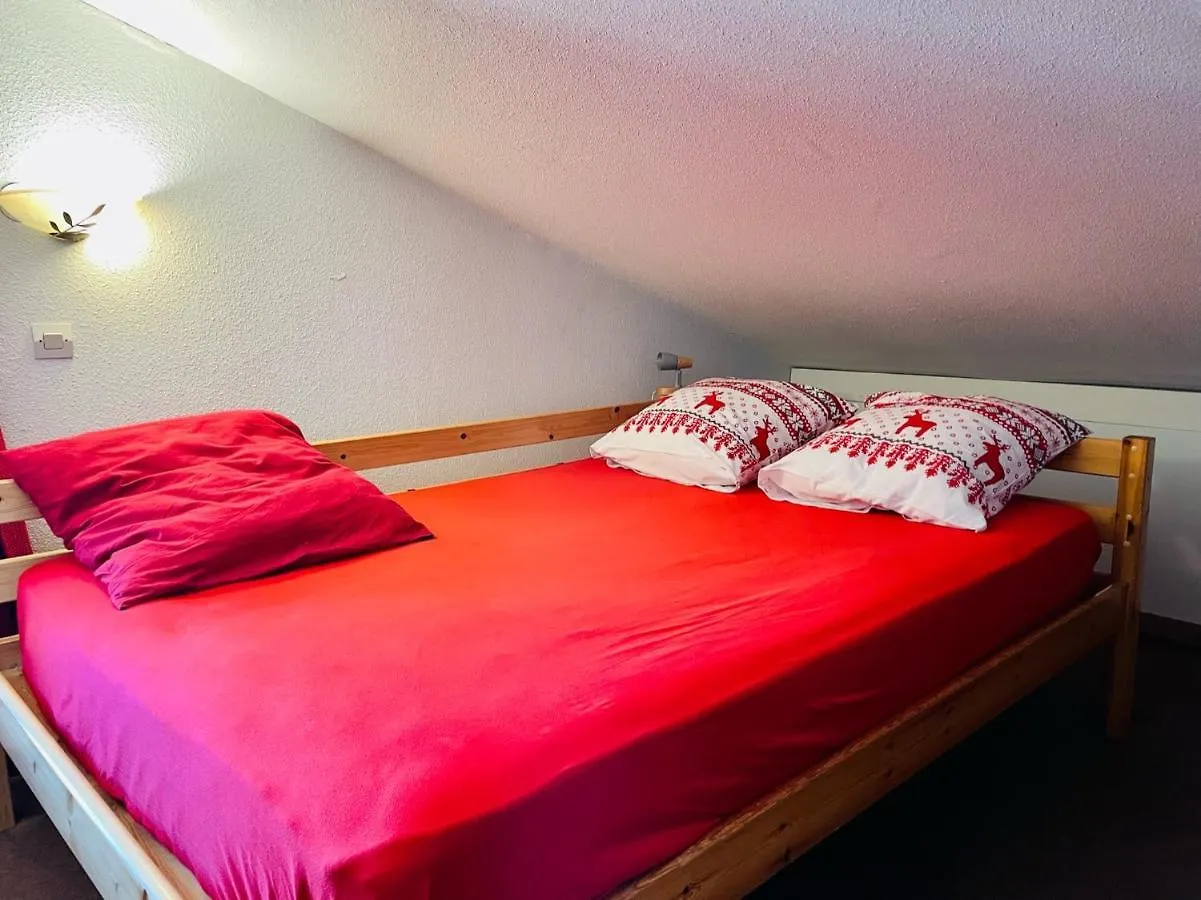 Apartment Les Menuires Skis Aux Pieds Saint-Martin-de-Belleville France